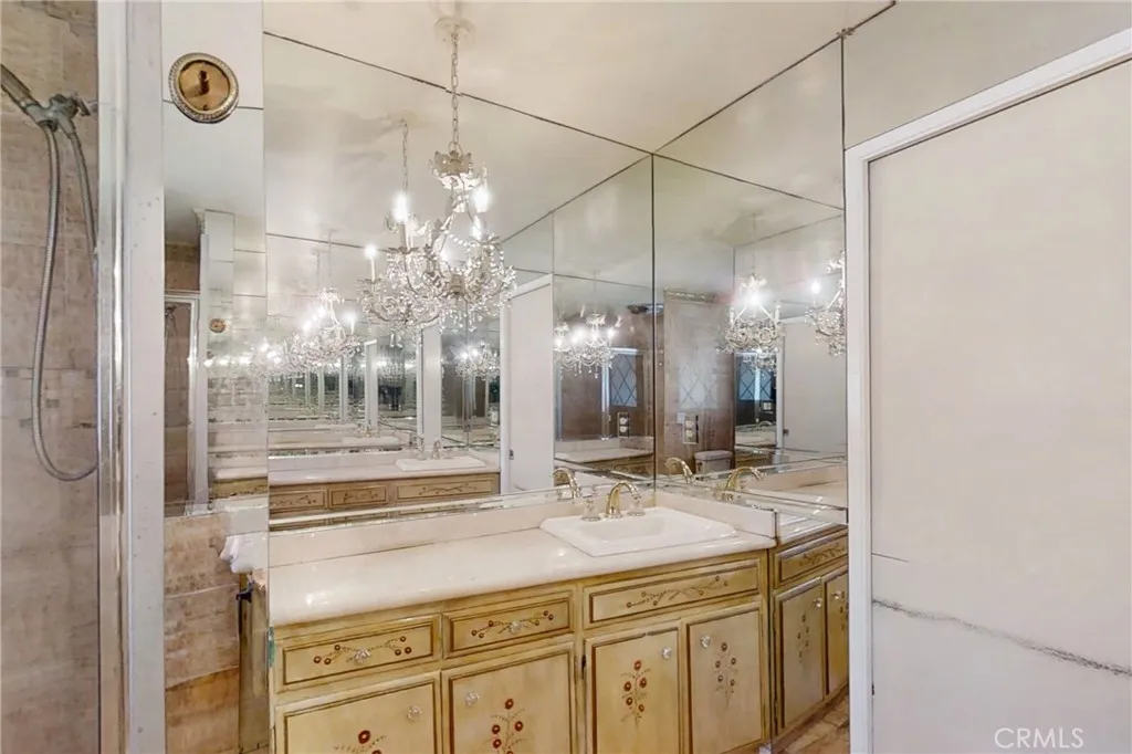 Additional image 130 of 1730 Via Del Rey, South Pasadena, CA 91030