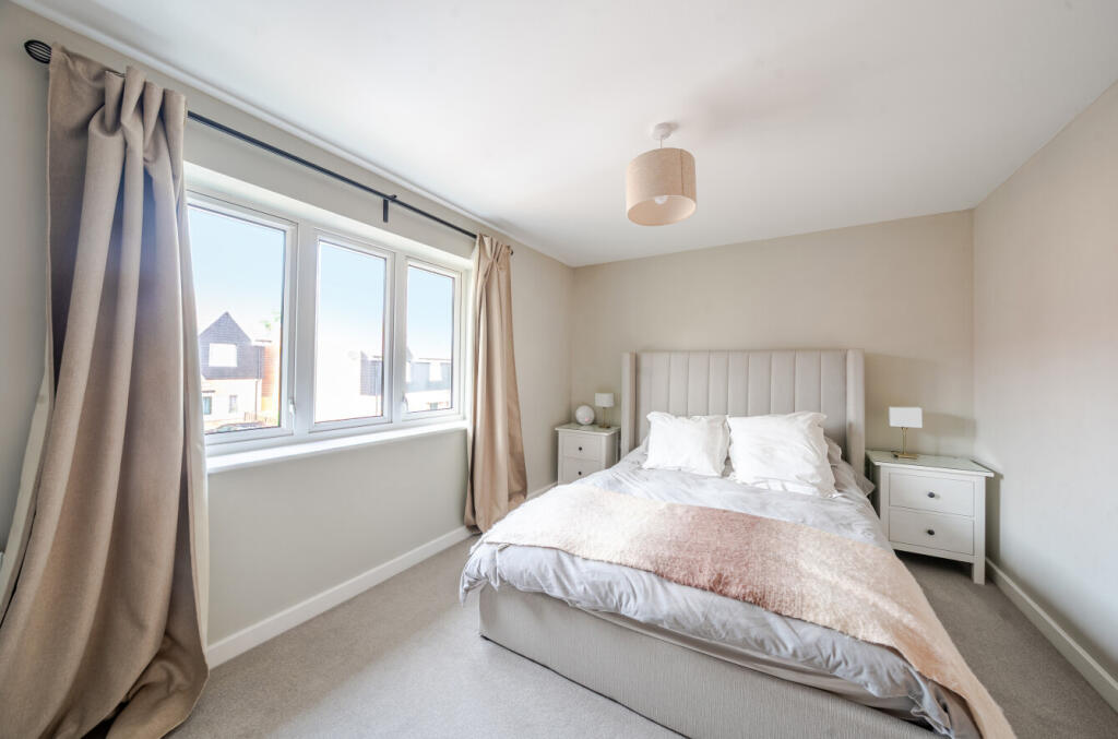 Additional image 5 of Claves Crescent, Welwyn Garden City, Hertfordshire