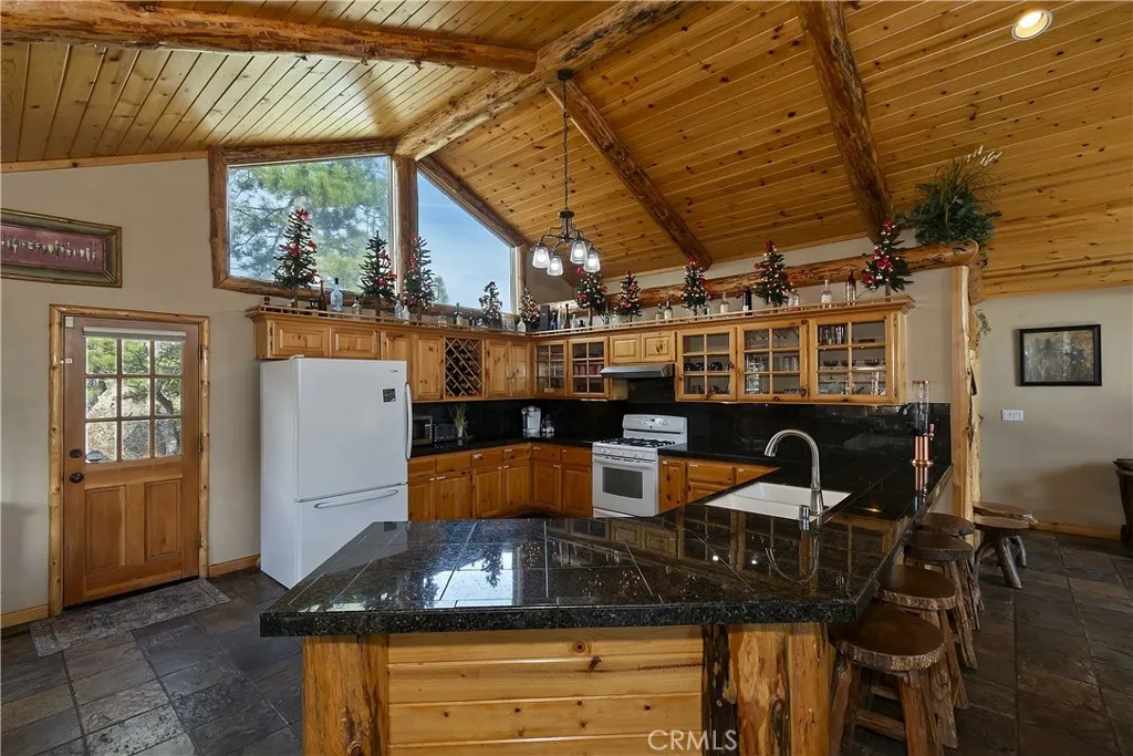 Additional image 69 of 340 Stoney Creek Rd, Big Bear Lake, CA 92315
