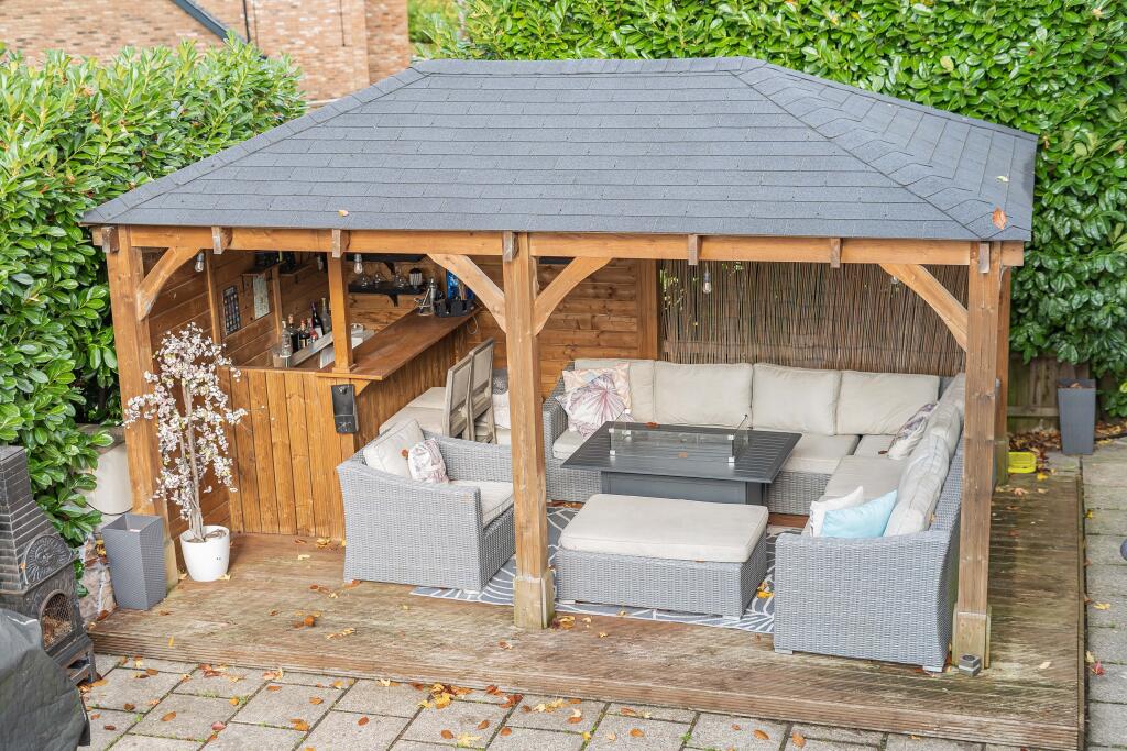 Additional image 26 of Radlett Road, Frogmore, St Albans, AL2