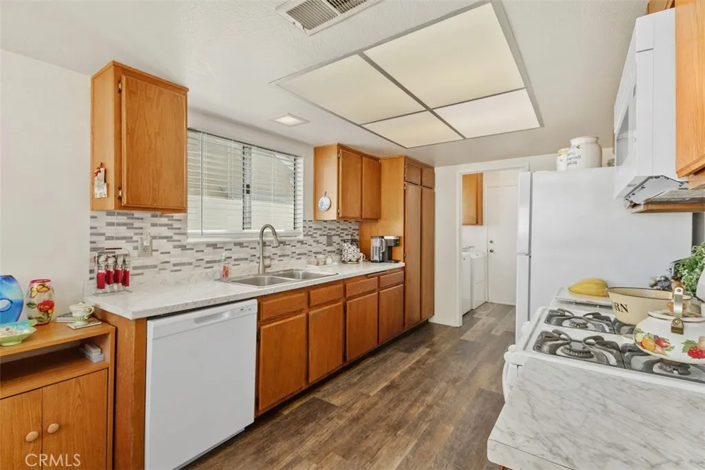 Additional image 37 of 2498 Rose Ave, Hemet, CA 92545