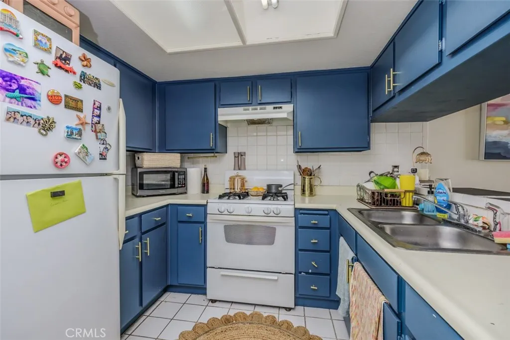 Additional image 30 of 1237 E 6th Street Unit 110, Long Beach, CA 90802