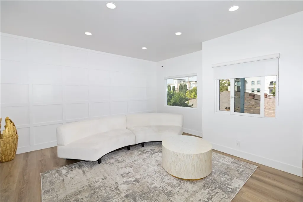 Additional image 29 of 5439 Gentry Avenue, Valley Village, CA 91607