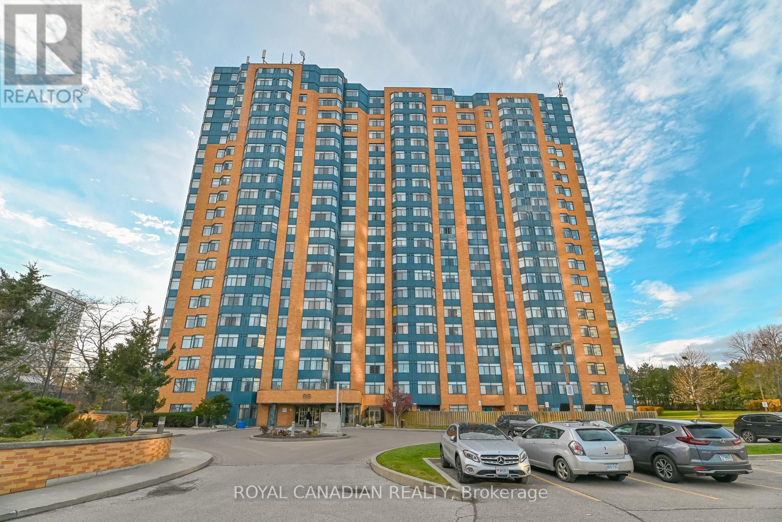 Property image for 703 - 88 ALTON TOWERS CIRCLE|Toronto (Milliken), Ontario M1V5C5