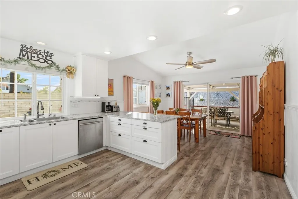 Additional image 10 of 896 Monarch Dr, Corona, CA 92879