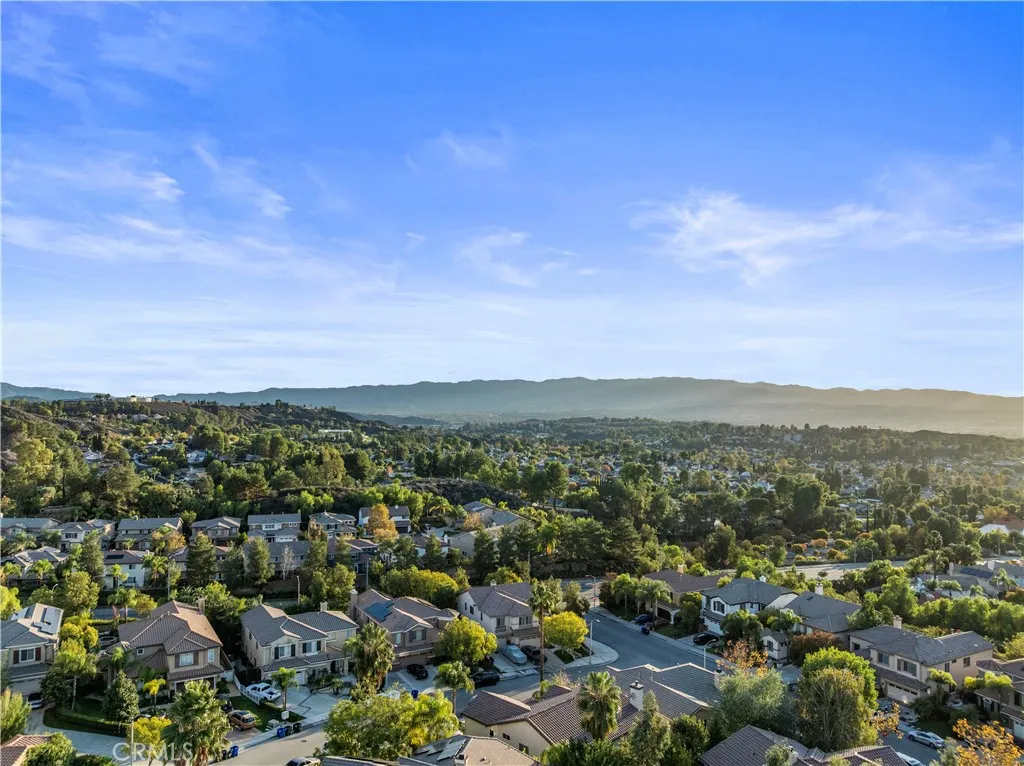 Property image for 28251 Infinity Cir, Saugus, CA 91390