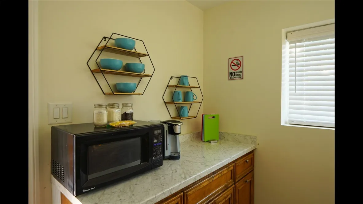 Additional image 86 of 3206 Candlewood Drive, Bakersfield, CA 93306