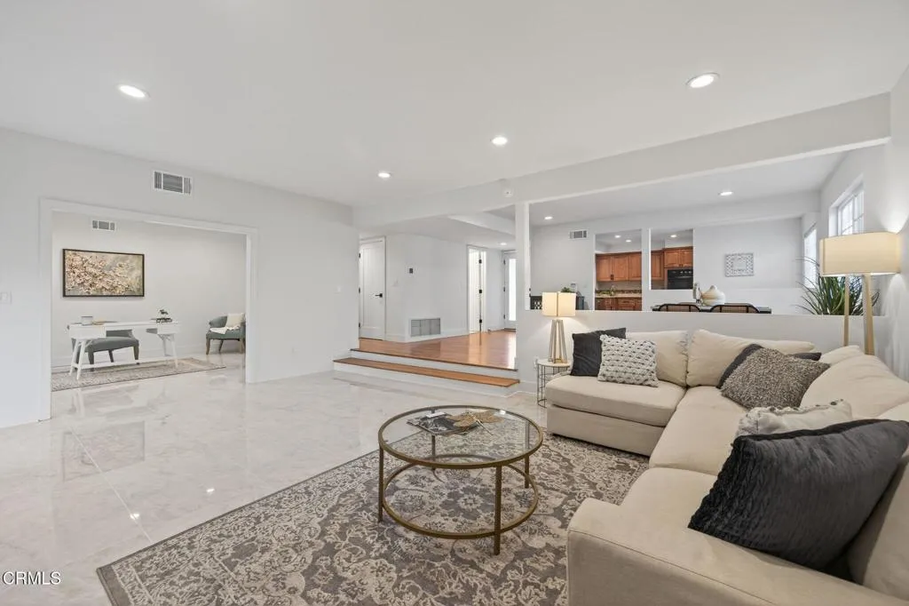 Additional image 11 of 18924 Halsted Street, Northridge, CA 91324