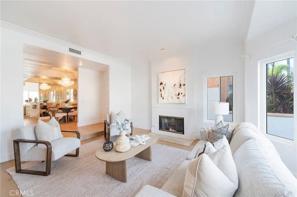 Additional image 8 of 118 8th St, Huntington Beach, CA 92648