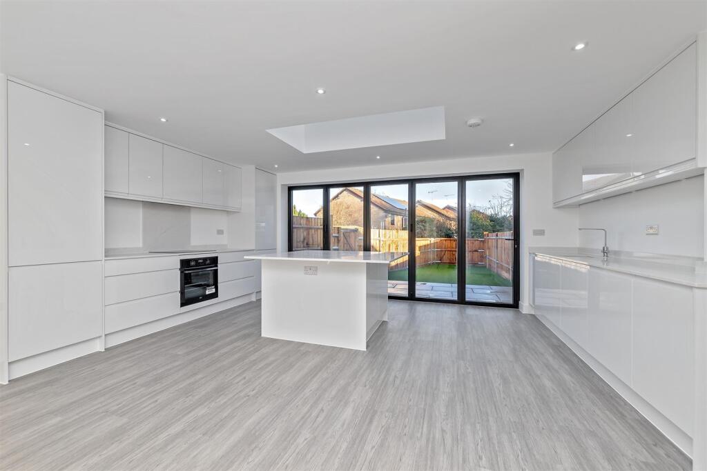 Additional image 6 of Chiltern Road, Marshalswick, St. Albans