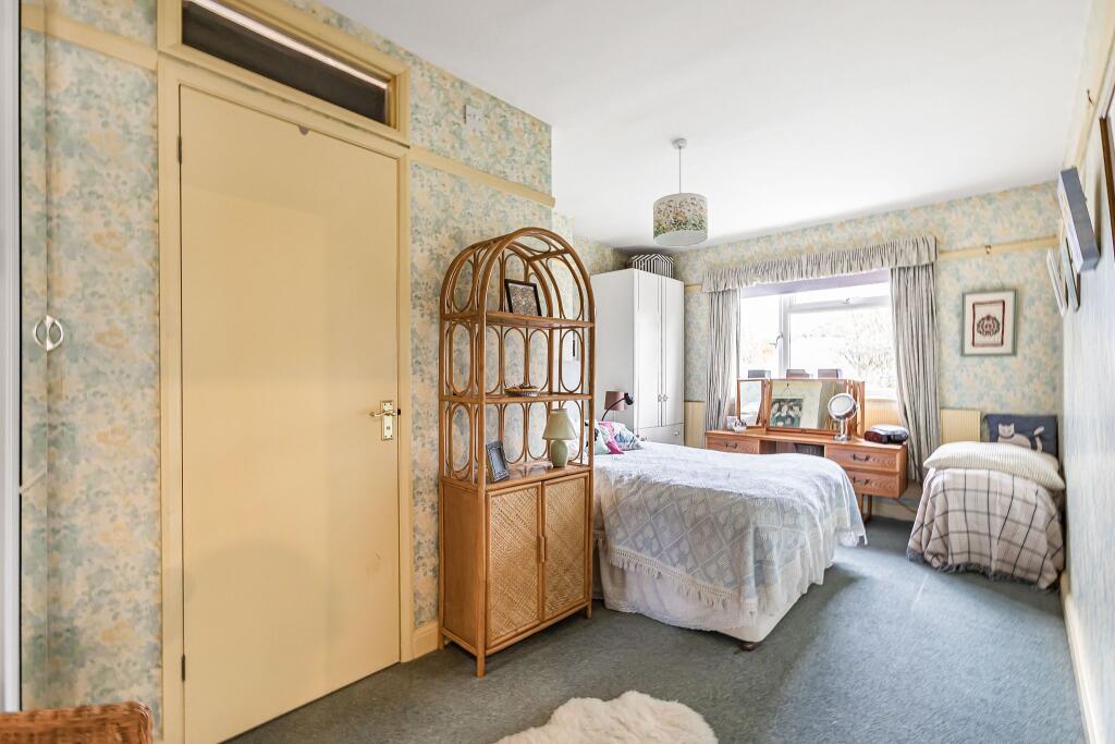 Additional image 16 of Bluebridge Avenue, Brookmans Park, AL9