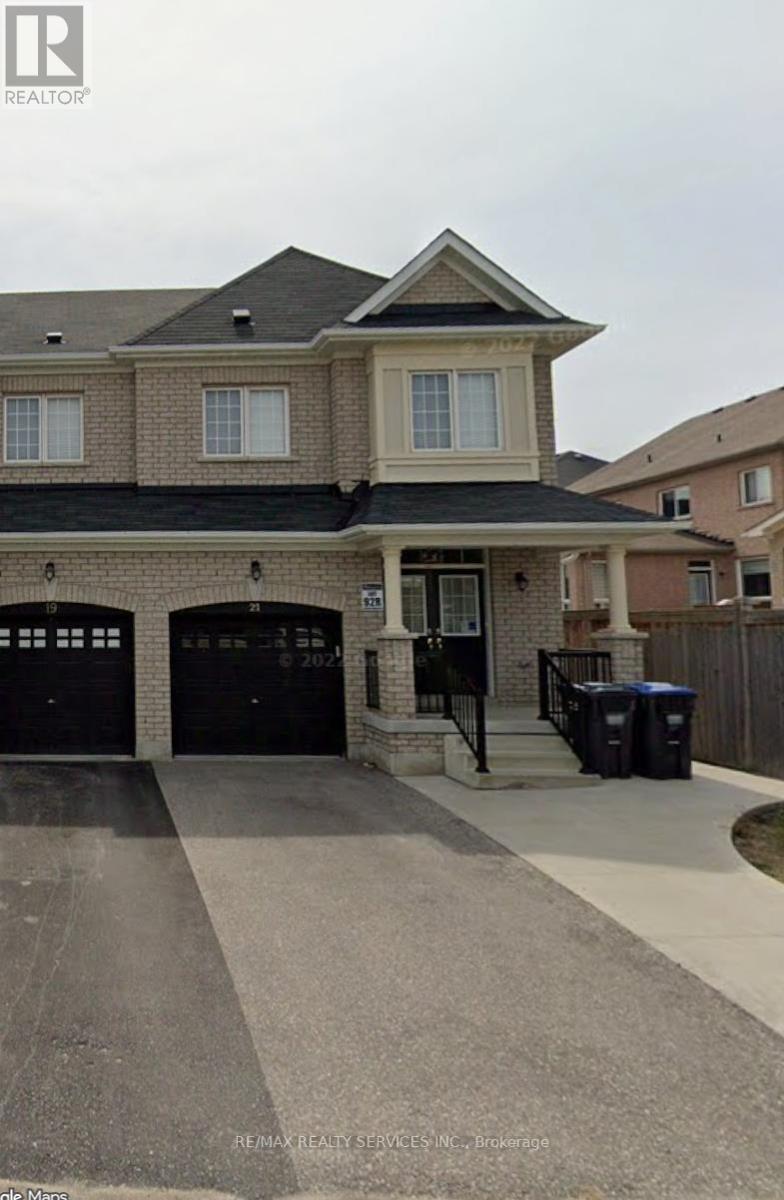 Property image for 21 GOWER CRESCENT|Brampton (Sandringham-Wellington), Ontario L6R0Y1