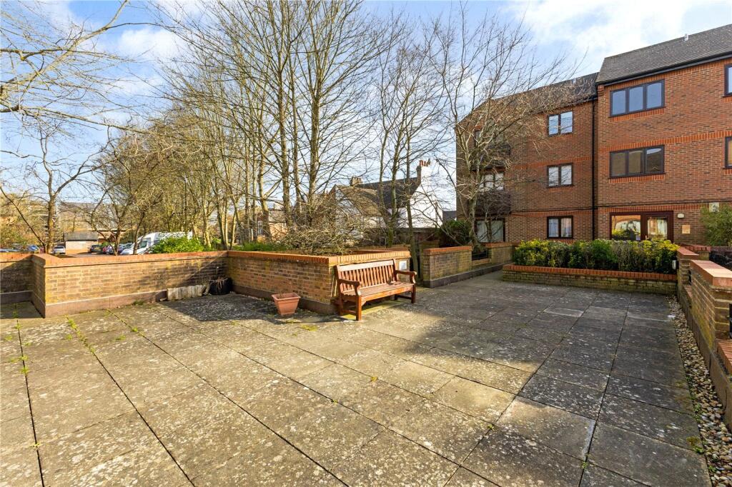 Additional image 7 of Chatsworth Court, Granville Road, St. Albans, Hertfordshire, AL1