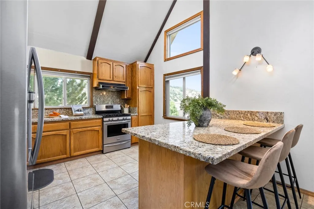 Additional image 60 of 23740 Lakeview Dr, Tehachapi, CA 93561