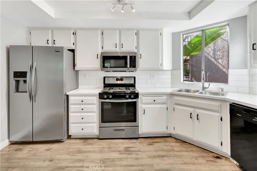 Additional image 12 of 645 Pacific Avenue Unit 315, Long Beach, CA 90802