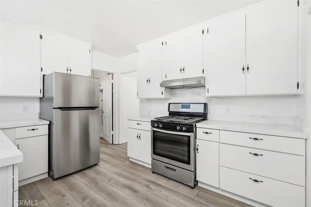 Additional image 5 of 7752 Wish, Lake Balboa, CA 91406