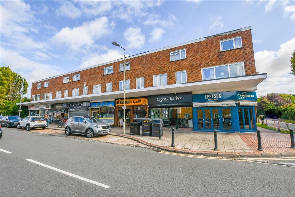 High Street, London Colney, AL2