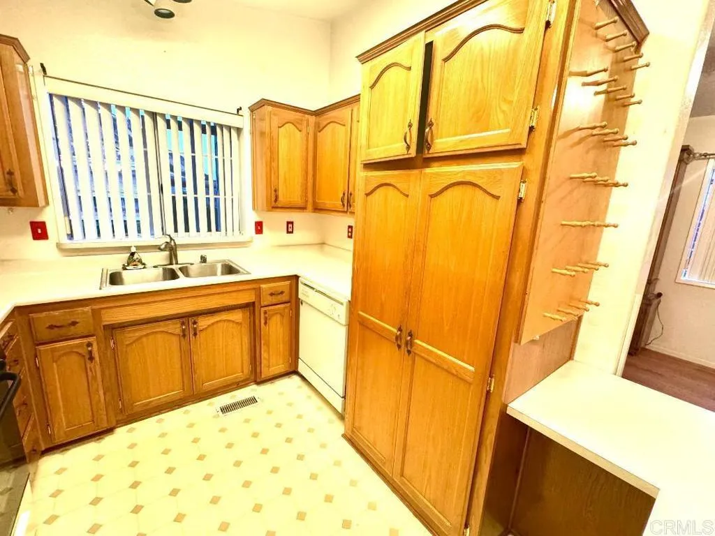 Additional image 40 of 3129 Calle Abajo Unit 105, San Diego, CA 92139