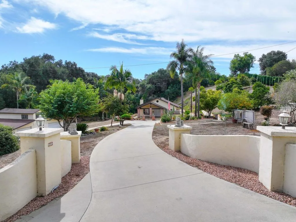 Additional image 129 of 2573 Los Alisos S, Fallbrook, CA 92028