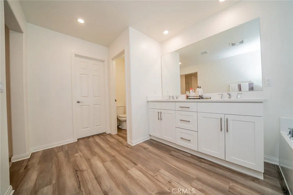 Additional image 40 of 214 Bonita Lane, Rialto, CA 92376