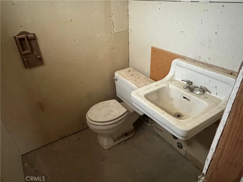 Additional image 47 of 38333 E End Rd, Lucerne Valley, CA 92356