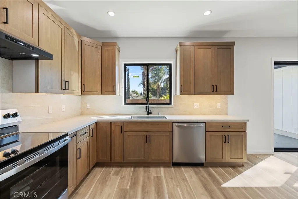 Additional image 12 of 4210 New York Ave, La Crescenta, CA 91214