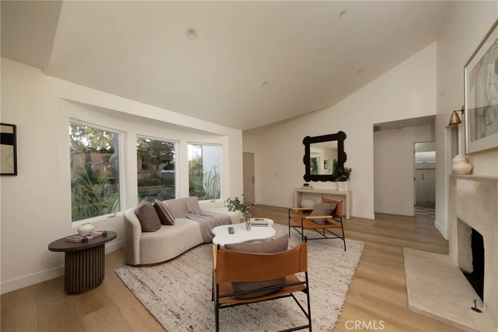 Additional image 34 of 3554 S Sycamore Ave, Los Angeles, CA 90016