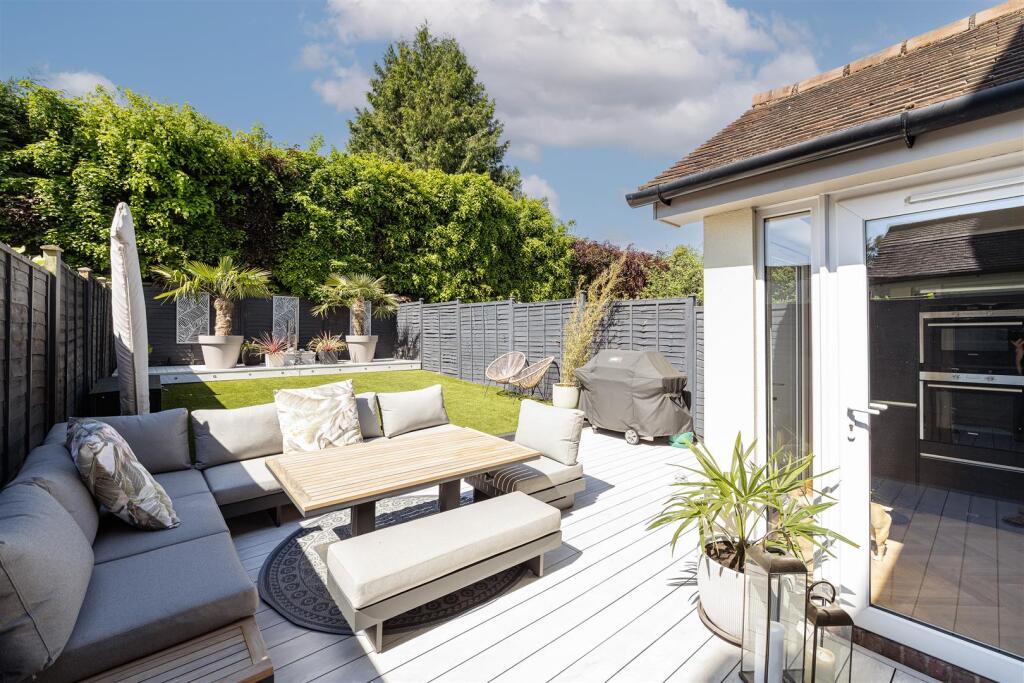 Additional image 11 of Green Lawns Close, Harpenden