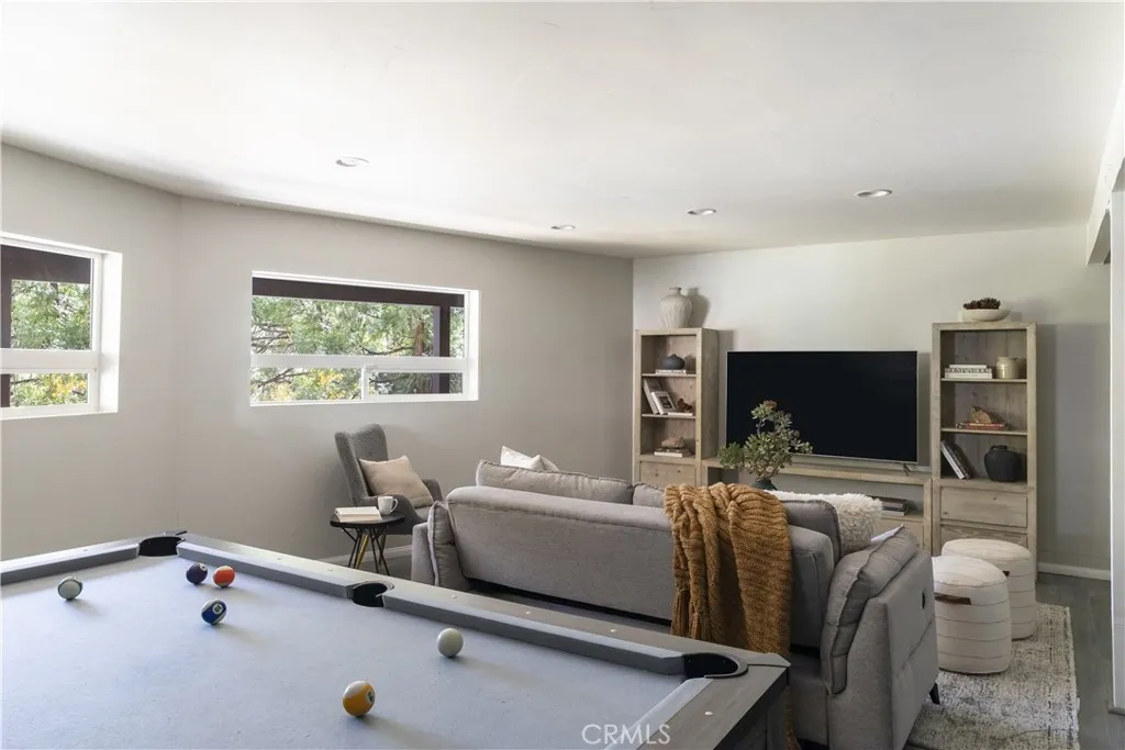 Additional image 19 of 572 Brentwood Dr, Lake Arrowhead, CA 92352