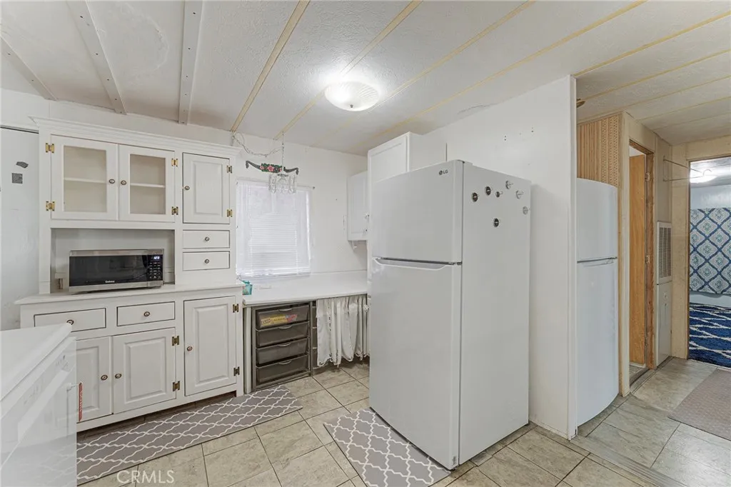 Additional image 36 of 35881 Mineral Street, Yermo, CA 92398