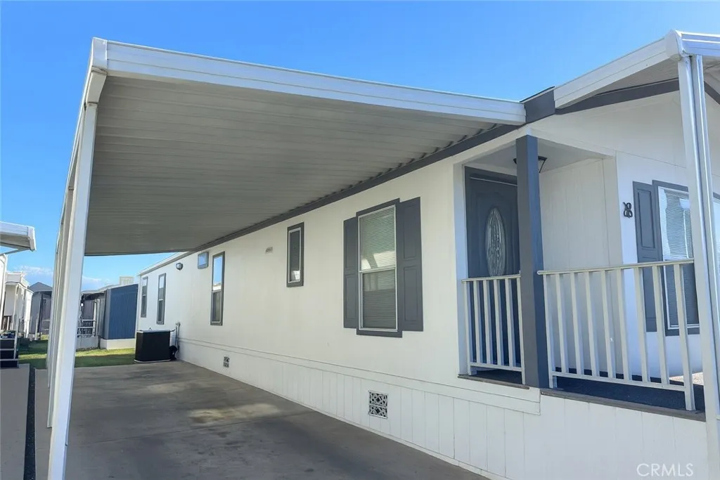 Additional image 17 of 721 E 9th St Unit 28, San Bernardino, CA 92410