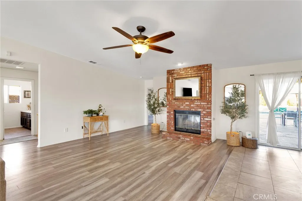 Additional image 80 of 20125 Eyota Rd, Apple Valley, CA 92308