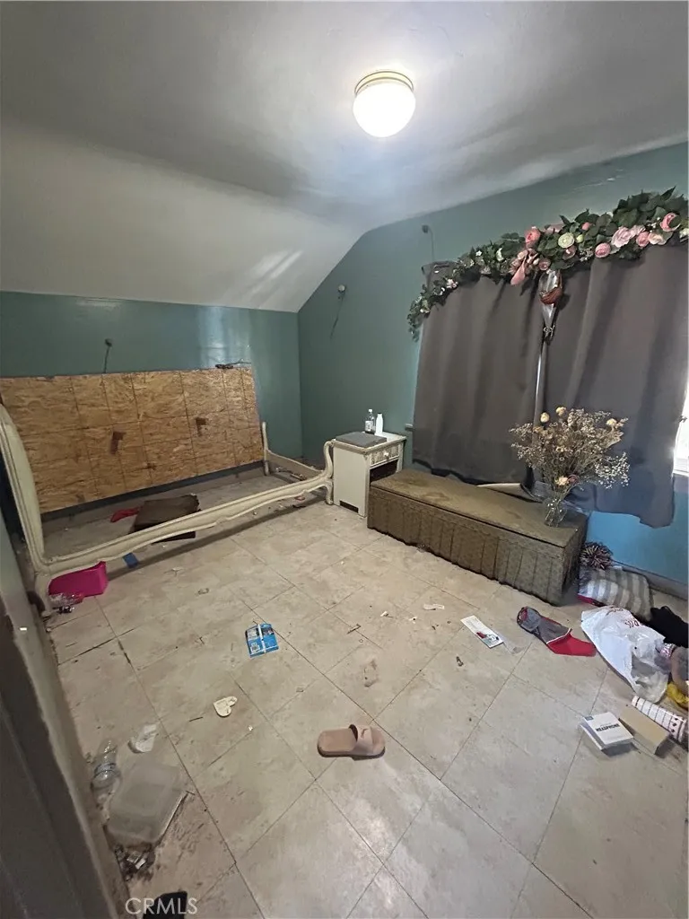 Additional image 86 of 467 W G Street, Colton, CA 92324