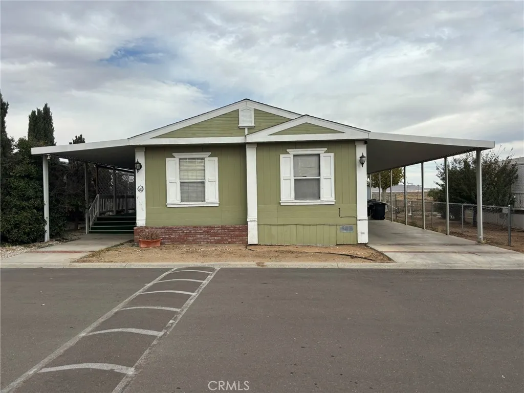 Additional image 39 of 20843 Waalew Rd Unit C4, Apple Valley, CA 92307