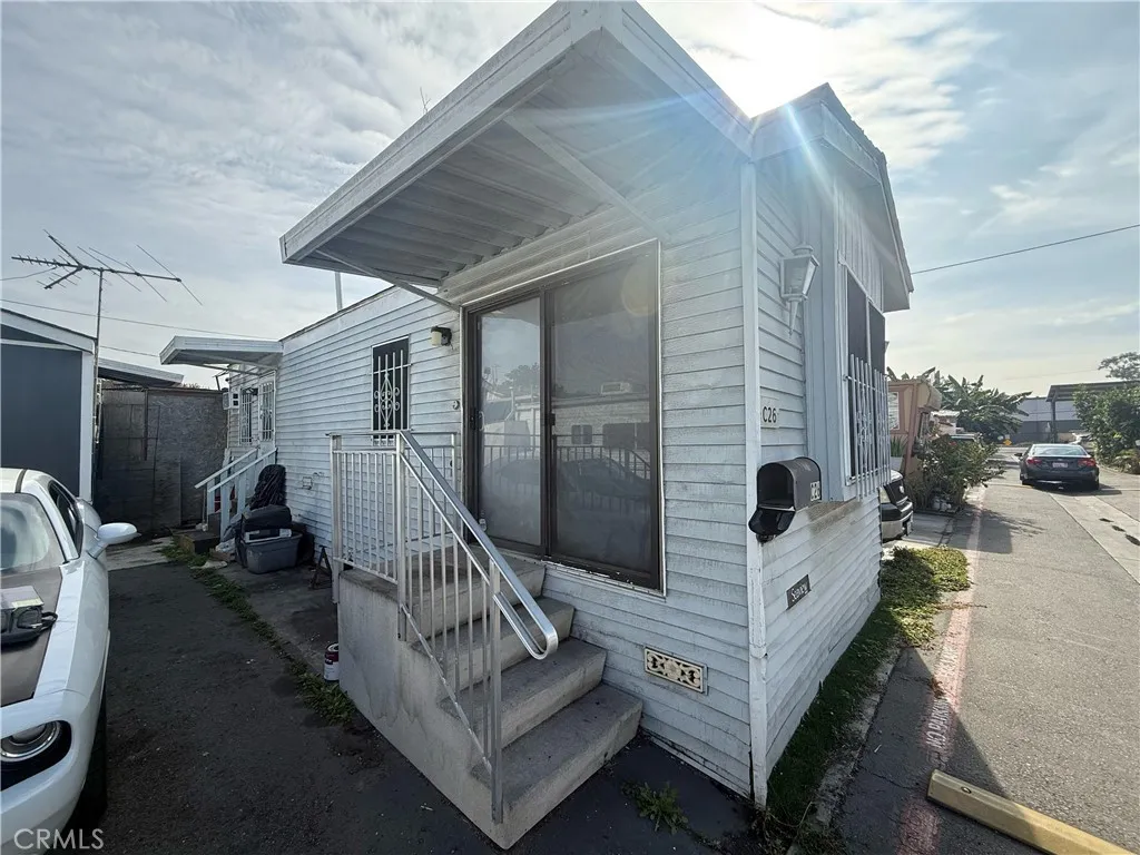 Additional image 3 of 6665 Long Beach Boulevard Unit C26, Long Beach, CA 90805