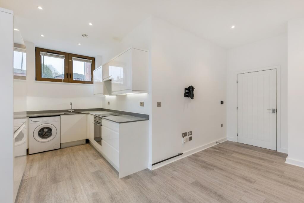 Additional image 5 of Grosvenor Road St. Albans AL1