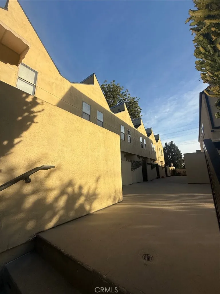 Additional image 53 of 14256 Victory Boulevard Unit 3, Van Nuys, CA 91401