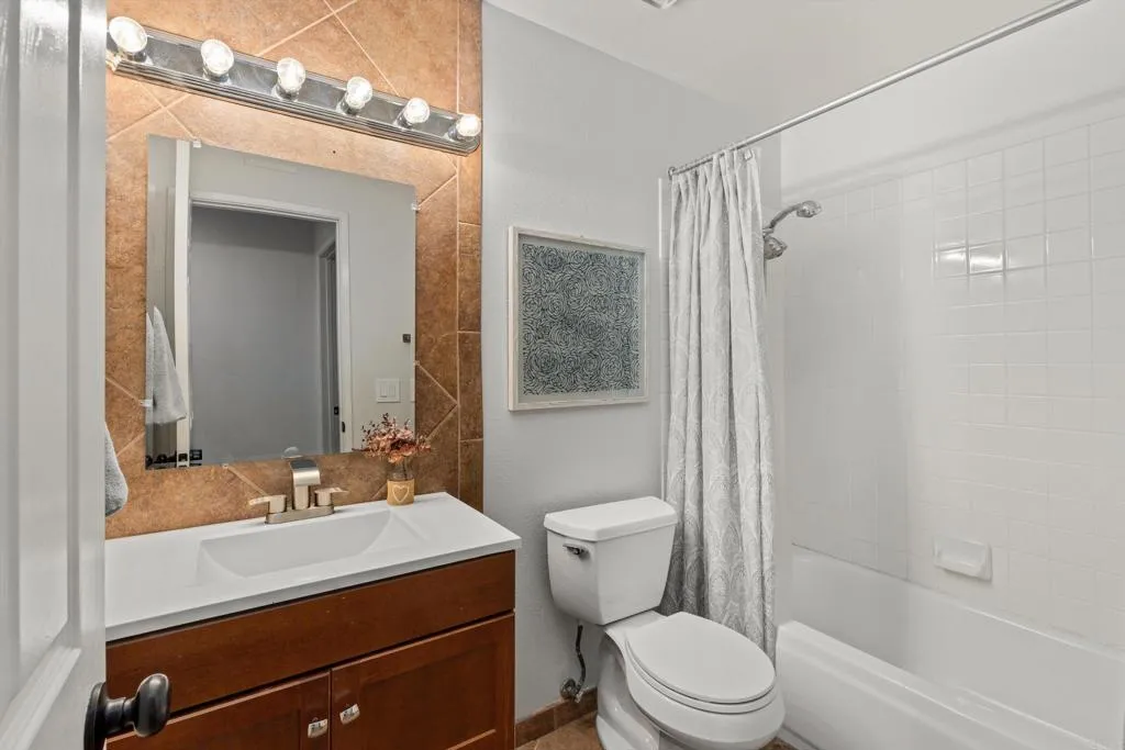 Additional image 33 of 948 Honeysuckle Dr, San Marcos, CA 92078