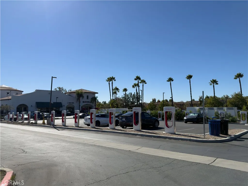 Additional image 109 of 434 Golden Bear Ln, Upland, CA 91786