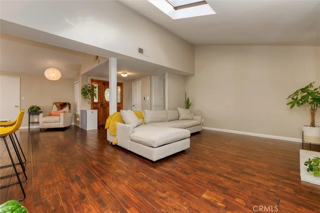 Additional image 9 of 18740 Nadal Street, Canyon Country, CA 91351