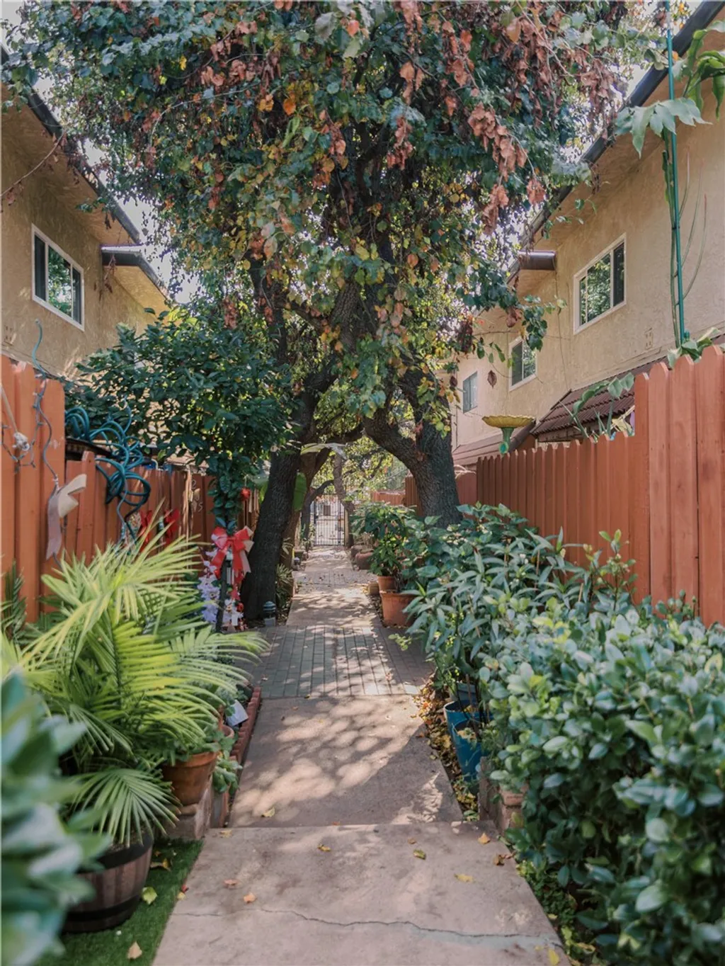 Additional image 7 of 14527 Plummer St Unit 202, Panorama City, CA 91402