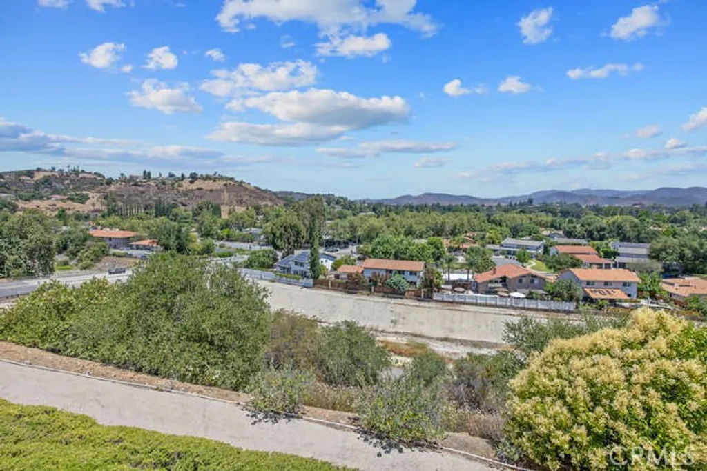 Additional image 5 of 2039 Channelford Road, Westlake Village, CA 91361