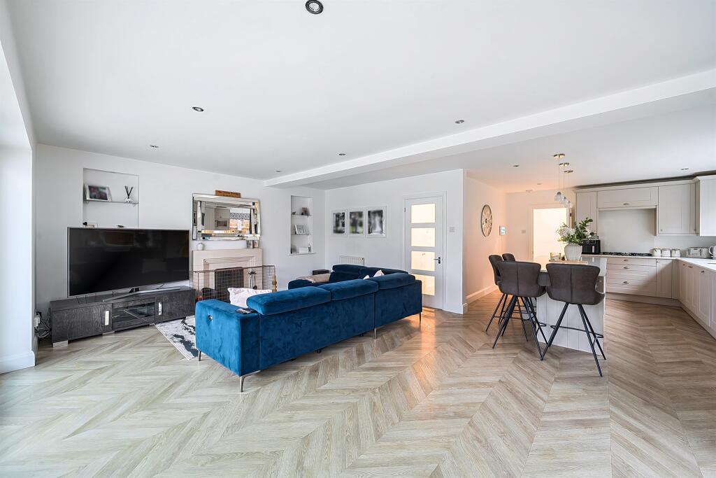 Additional image 3 of Jenkins Avenue, Bricket Wood, St. Albans