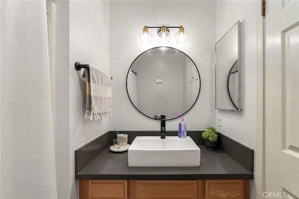 Additional image 27 of 6930 De Celis Unit 16, Lake Balboa, CA 91406