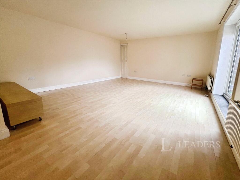 Additional image 3 of High Street, Markyate, St. Albans