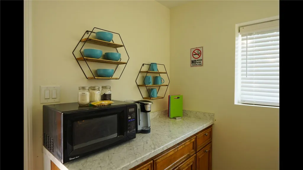 Additional image 36 of 3206 Candlewood Drive, Bakersfield, CA 93306