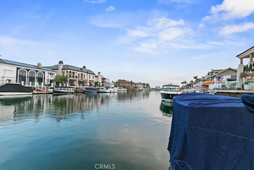 Additional image 80 of 16712 Baruna Ln, Huntington Beach, CA 92649