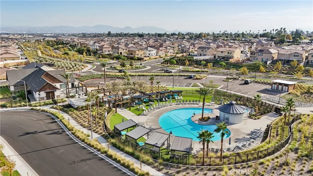 Additional image 146 of 2464 Yellowstone Way, Rialto, CA 92377