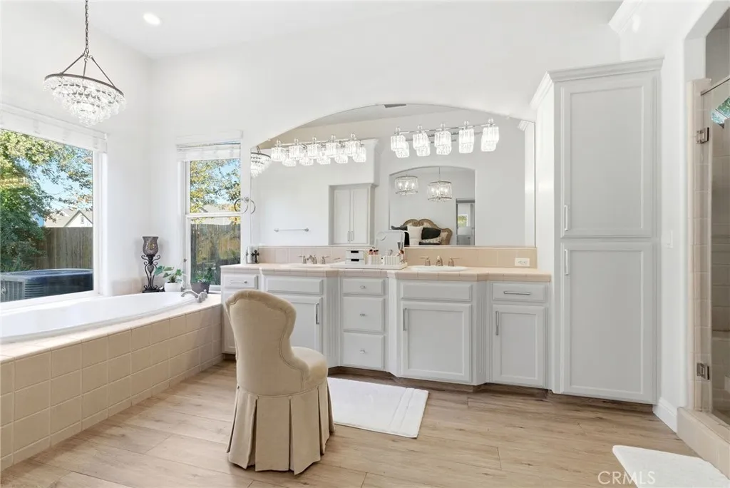 Additional image 115 of 170 W Pioneer Way, Hanford, CA 93230