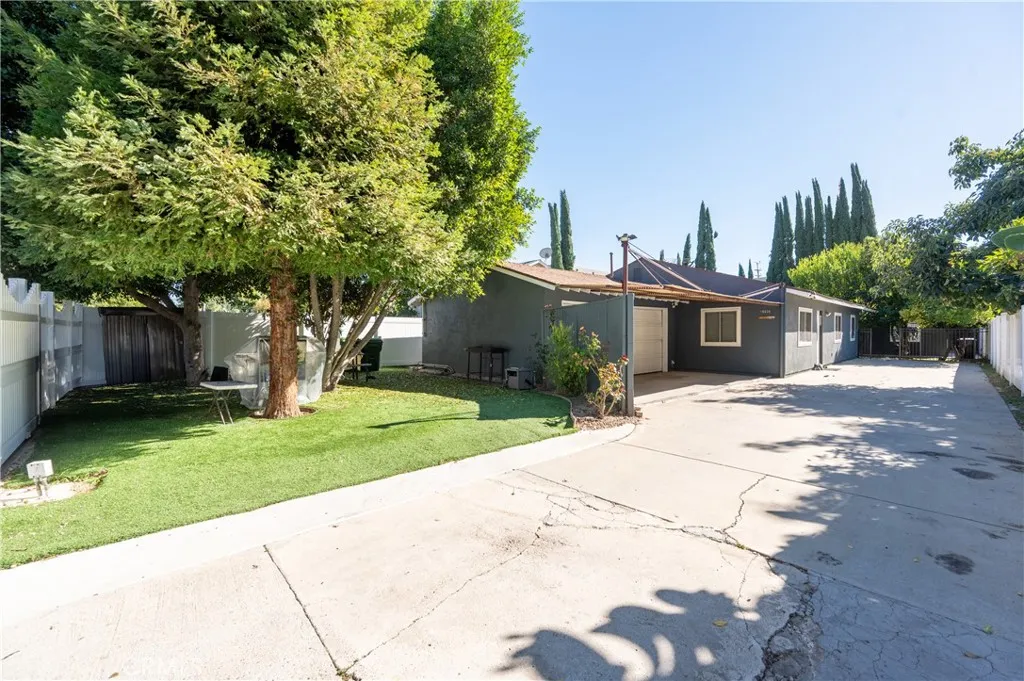 Additional image 4 of 16038 Hartland Street, Van Nuys, CA 91406